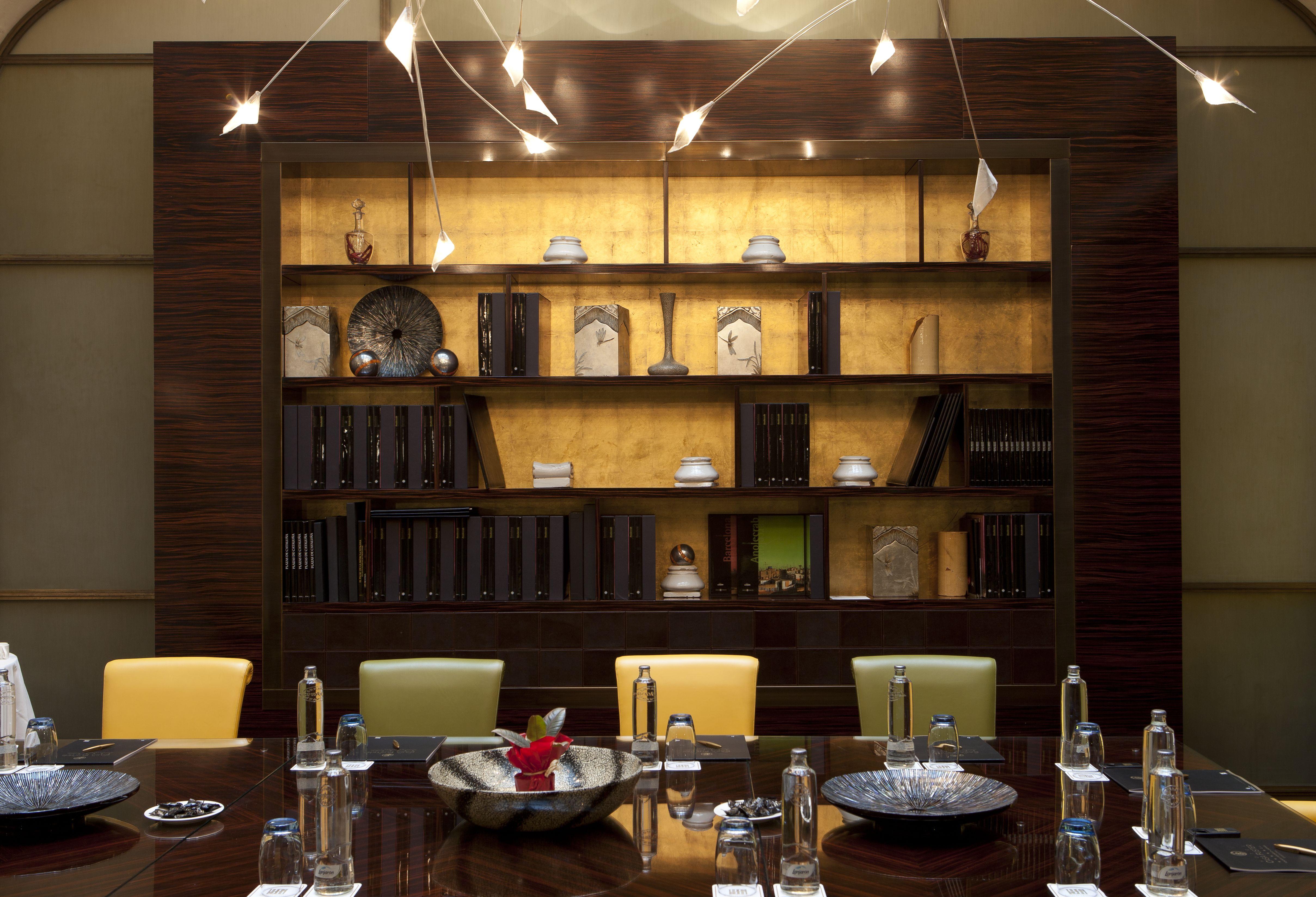 Hotel Casa Fuster G.L Monumento Barcelona Exteriér fotografie The library at the hotel
